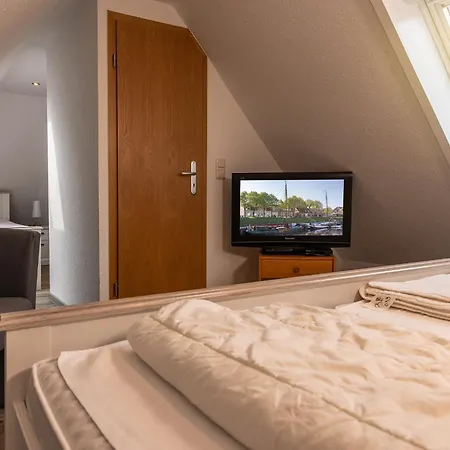 50039... Apartment